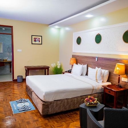 Greenside Hotel 阿鲁沙 外观 照片